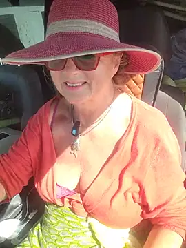 Snapshot of MucMilf59 chatting on 10, 6, 2026 MucMilf59 online show from 10, 6, 2026