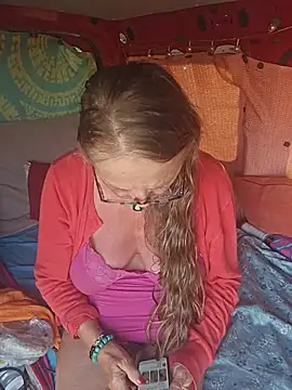 Snapshot of MucMilf59 chatting on 7, 7, 2026 MucMilf59 online show from 7, 7, 2026