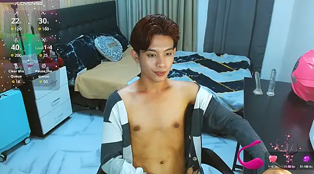 Snapshot of WildestTwink chatting on 9, 3, 2025 WildestTwink online show from 9, 3, 2025