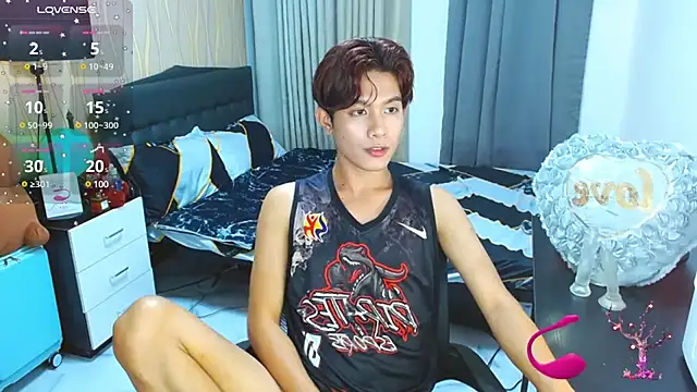 Snapshot of WildestTwink chatting on 20, 3, 2025 WildestTwink online show from 20, 3, 2025