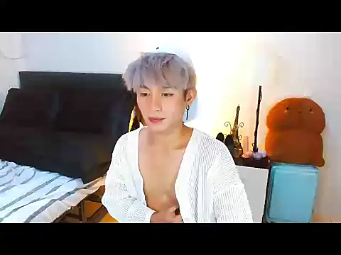 Snapshot of WildestTwink chatting on 29, 4, 2026 WildestTwink online show from 29, 4, 2026
