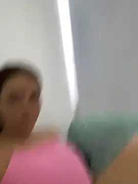 Snapshot of thered_QueenX chatting on 14, 3, 2025 thered QueenX online show from 14, 3, 2025