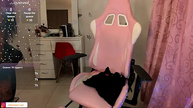 Fallengangel online show from 20, 1, 2025