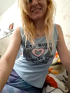 Snapshot of YogisticJuli666 chatting on 10, 2, 2025 YogisticJuli666 online show from 10, 2, 2025