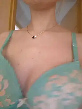 Snapshot of YogisticJuli666 chatting on 12, 3, 2025 YogisticJuli666 online show from 12, 3, 2025