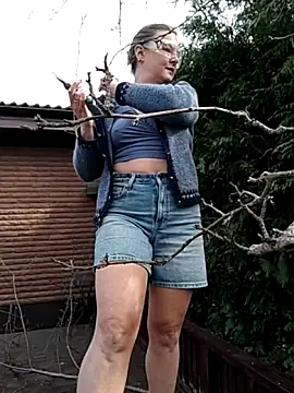 SwedishJennifer online show from 22, 4, 2026