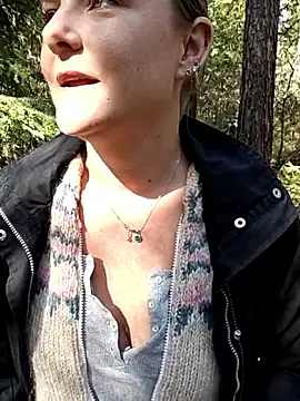 SwedishJennifer online show from 28, 4, 2026