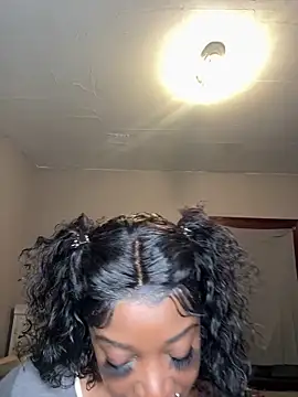 MochaMonroe online show from 5, 2, 2026