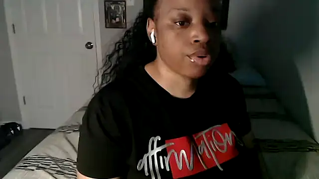 Sexymona1218 online show from 25, 9, 2025