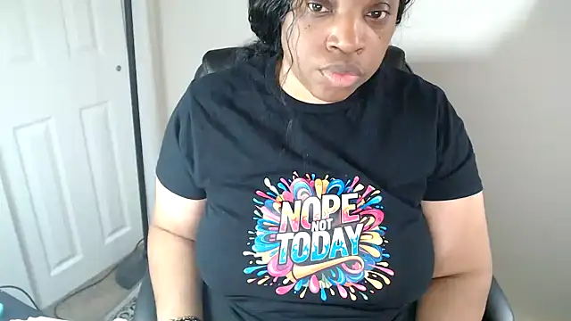 Snapshot of Sexymona1218 chatting on 22, 4, 2026 Sexymona1218 online show from 22, 4, 2026