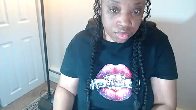Snapshot of Sexymona1218 chatting on 9, 5, 2026 Sexymona1218 online show from 9, 5, 2026