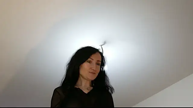 lara heaven online show from 23, 10, 2025