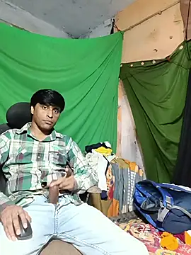 Snapshot of desiboy1101 chatting on 12, 5, 2026 desiboy1101 online show from 12, 5, 2026