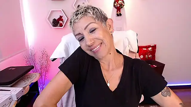 Snapshot of DevoraRose chatting on 3, 12, 2024 DevoraRose online show from 3, 12, 2024