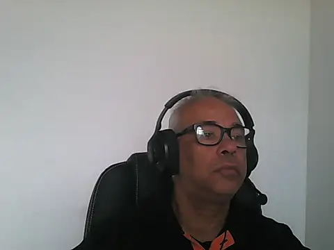 Snapshot of MorenoBrazil69 chatting on 23, 10, 2025 MorenoBrazil69 online show from 23, 10, 2025