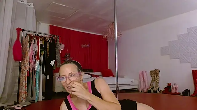 Sweet-Ginger online show from 28, 10, 2025