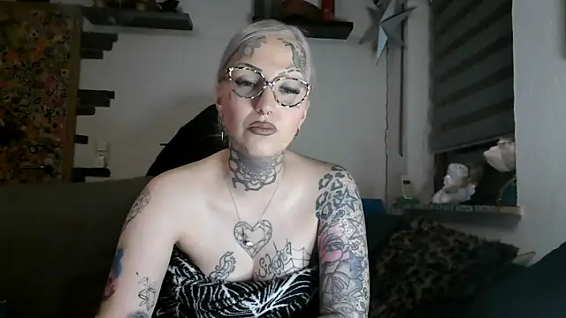 RoxxyInk online show from 12, 4, 2026