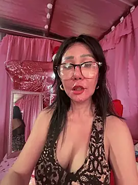 Snapshot of sweetieme chatting on 20, 2, 2025 sweetieme online show from 20, 2, 2025