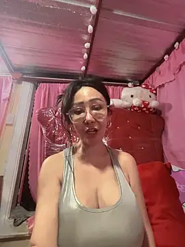 Snapshot of sweetieme chatting on 16, 3, 2025 sweetieme online show from 16, 3, 2025