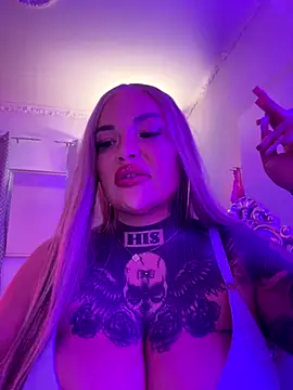  MelinaCurves  online show from 1, 10, 2025