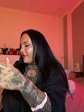  MelinaCurves  online show from 16, 4, 2026