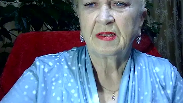 Emma52610 online show from 7, 11, 2025