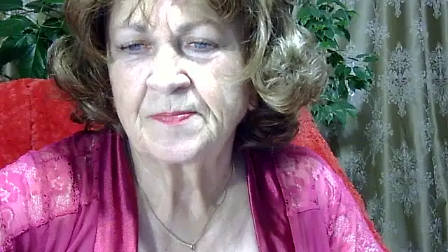 Emma52610 online show from 23, 11, 2025