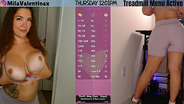 Snapshot of MilaValentina chatting on 4, 6, 2026 MilaValentina online show from 4, 6, 2026