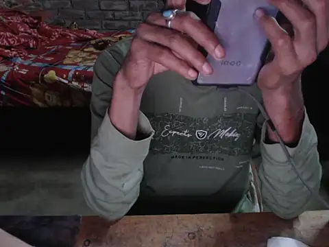 ThethunderPo online show from 11, 4, 2026