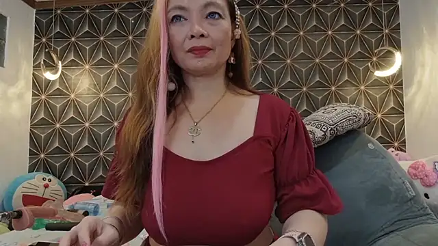 yummymeily online show from 10, 10, 2025