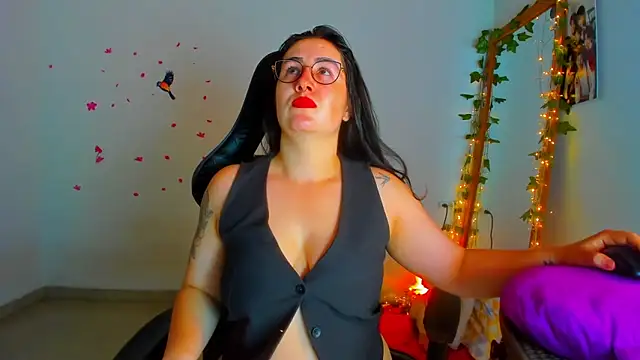 Susan Foxx online show from 11, 11, 2025