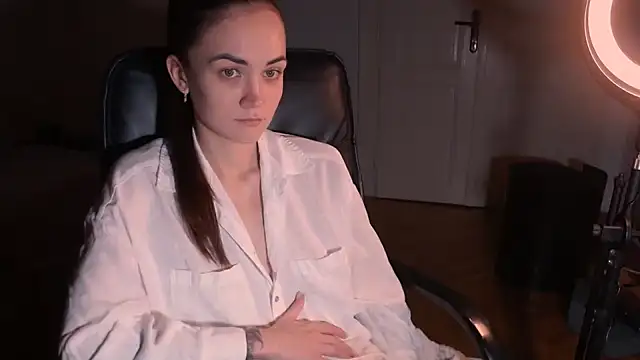 Snapshot of EvelynGG chatting on 13, 1, 2025 EvelynGG online show from 13, 1, 2025