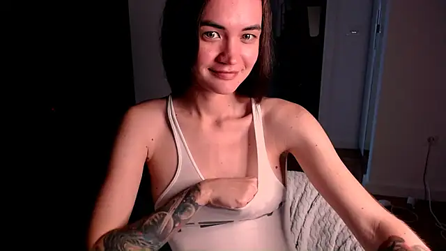 Snapshot of EvelynGG chatting on 16, 9, 2025 EvelynGG online show from 16, 9, 2025