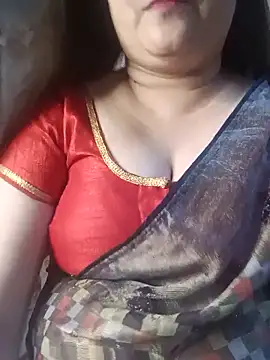 Snapshot of naughtymadam chatting on 17, 5, 2026 naughtymadam online show from 17, 5, 2026