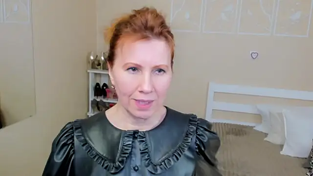 Snapshot of FoxySophia chatting on 4, 3, 2025 FoxySophia online show from 4, 3, 2025