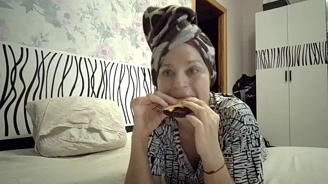 LindaStarS online show from 9, 1, 2026