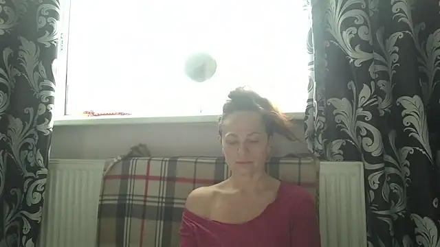 LindaStarS online show from 9, 4, 2026