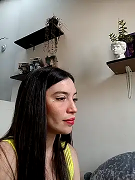 loveuu-bae online show from 2, 1, 2025