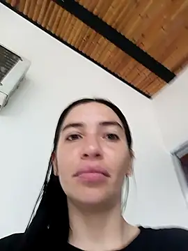 loveuu-bae online show from 5, 3, 2025