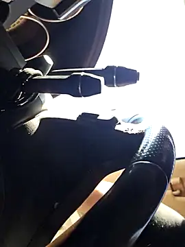 UncutHammer69 online show from 16, 4, 2026