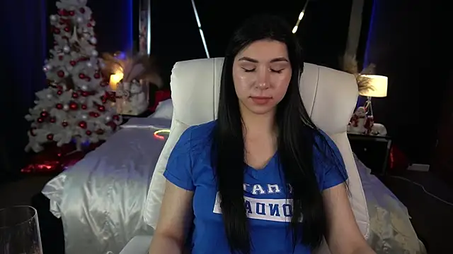 EmilyCandyy online show from 22, 12, 2025