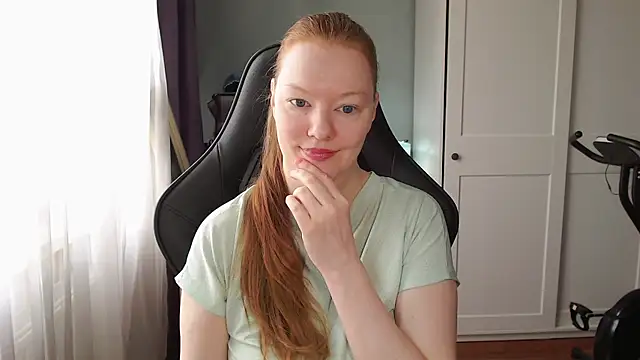 Snapshot of Lady_Inari chatting on 4, 5, 2026 Lady Inari online show from 4, 5, 2026