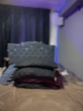 yanza2002 online show from 22, 1, 2025