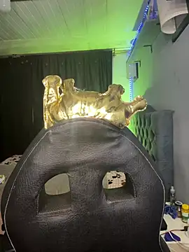 yanza2002 online show from 3, 2, 2026