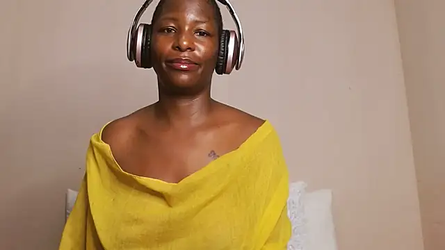 Snapshot of SoftRosee chatting on 16, 6, 2026 SoftRosee online show from 16, 6, 2026