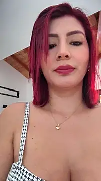 Snapshot of LINDA_PATTY94 chatting on 7, 5, 2026 LINDA PATTY94 online show from 7, 5, 2026