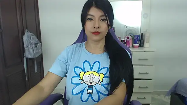 Julieta Sandia online show from 7, 1, 2025