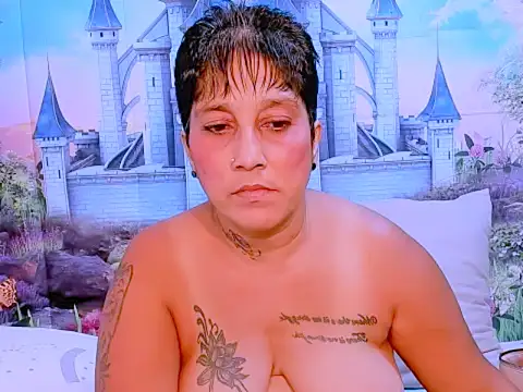 Snapshot of indianroxy chatting on 4, 2, 2025 indianroxy online show from 4, 2, 2025