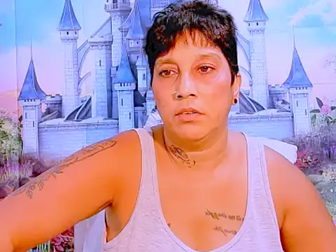 Snapshot of indianroxy chatting on 5, 2, 2025 indianroxy online show from 5, 2, 2025