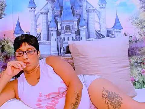 Snapshot of indianroxy chatting on 5, 2, 2025 indianroxy online show from 5, 2, 2025